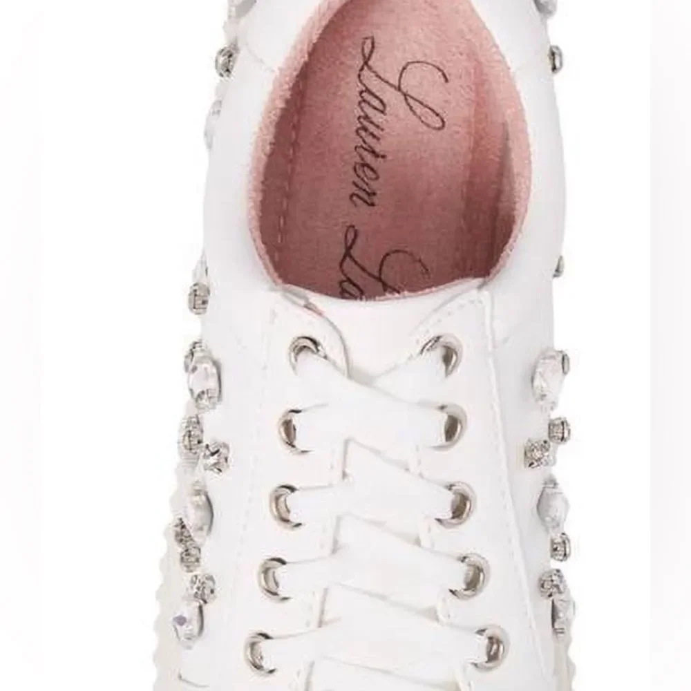 NIB Lauren Lorraine Girls White “Pam” White Rhinestone Lace Up Sneakers Size 5.5